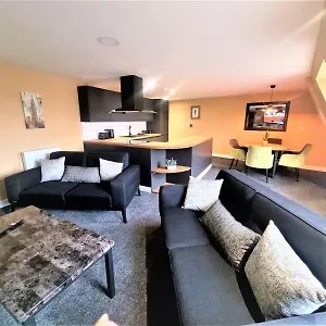 Friary House Serviced By Roomsbooked - 24hr Reception Apartment Gloucester